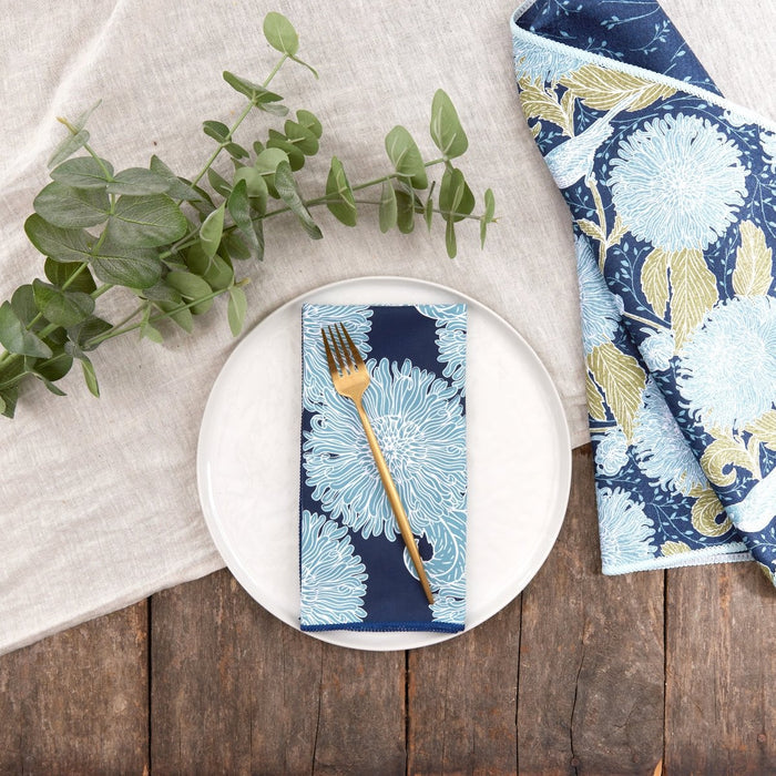 Chrysanthemum Flower blu Dinner Napkin Dinner Napkin - rockflowerpaper