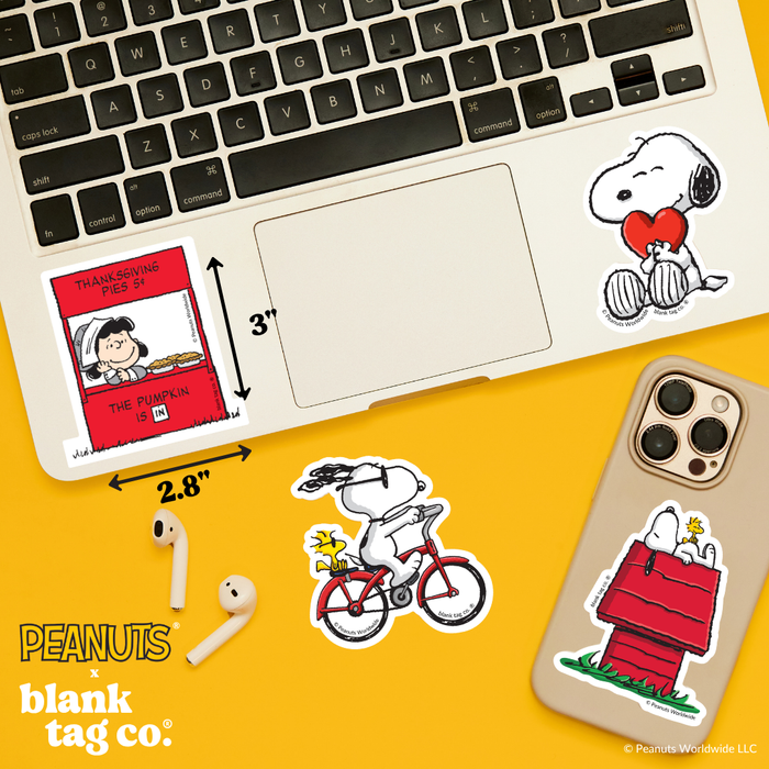 Peanuts® Waterproof Sticker - Thanksgiving Pies