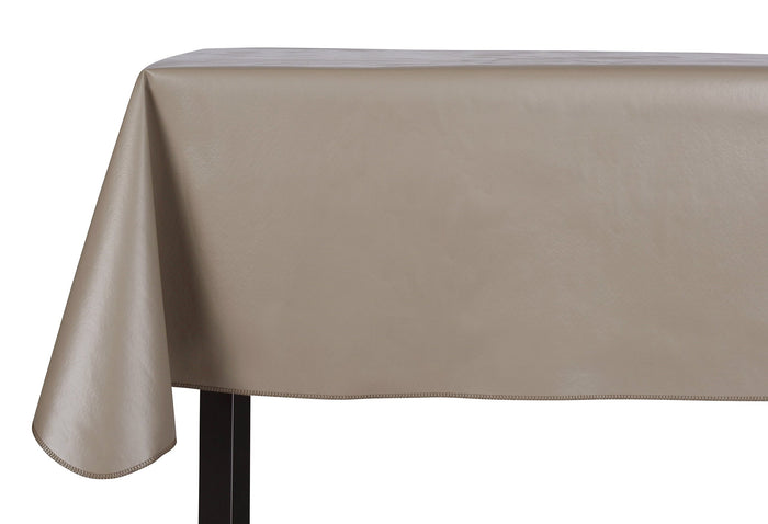 108" x 52" (Rectangle / Oblong) / Ruby Red